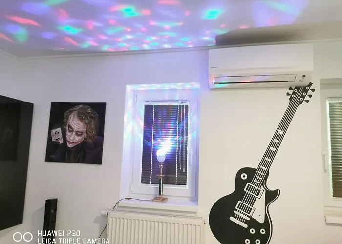 Kunfi Apartmanhaz - Jakuzzi, 4 Halo Siófok