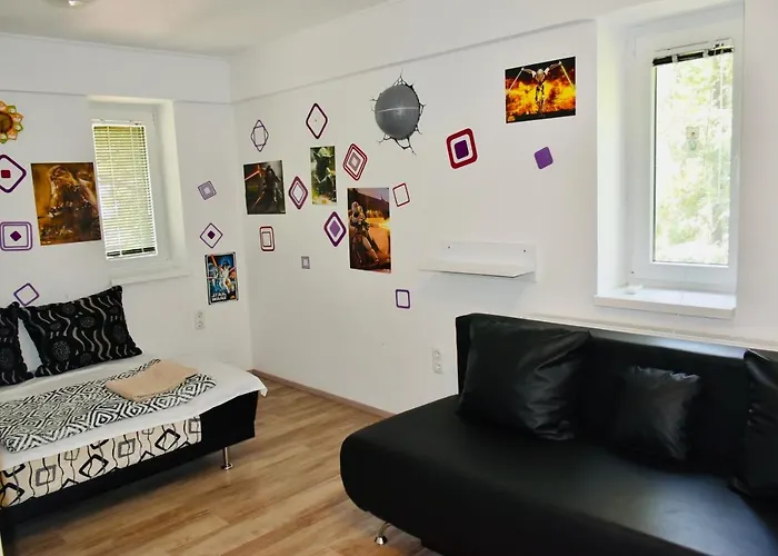Kunfi Apartmanhaz - Jakuzzi, 4 Halo Apartament